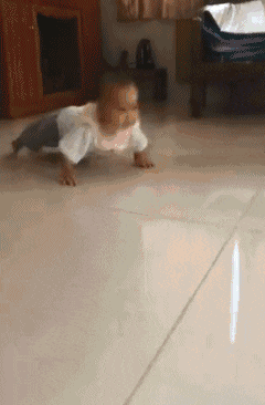 搞笑GIF： 这课是没法上了